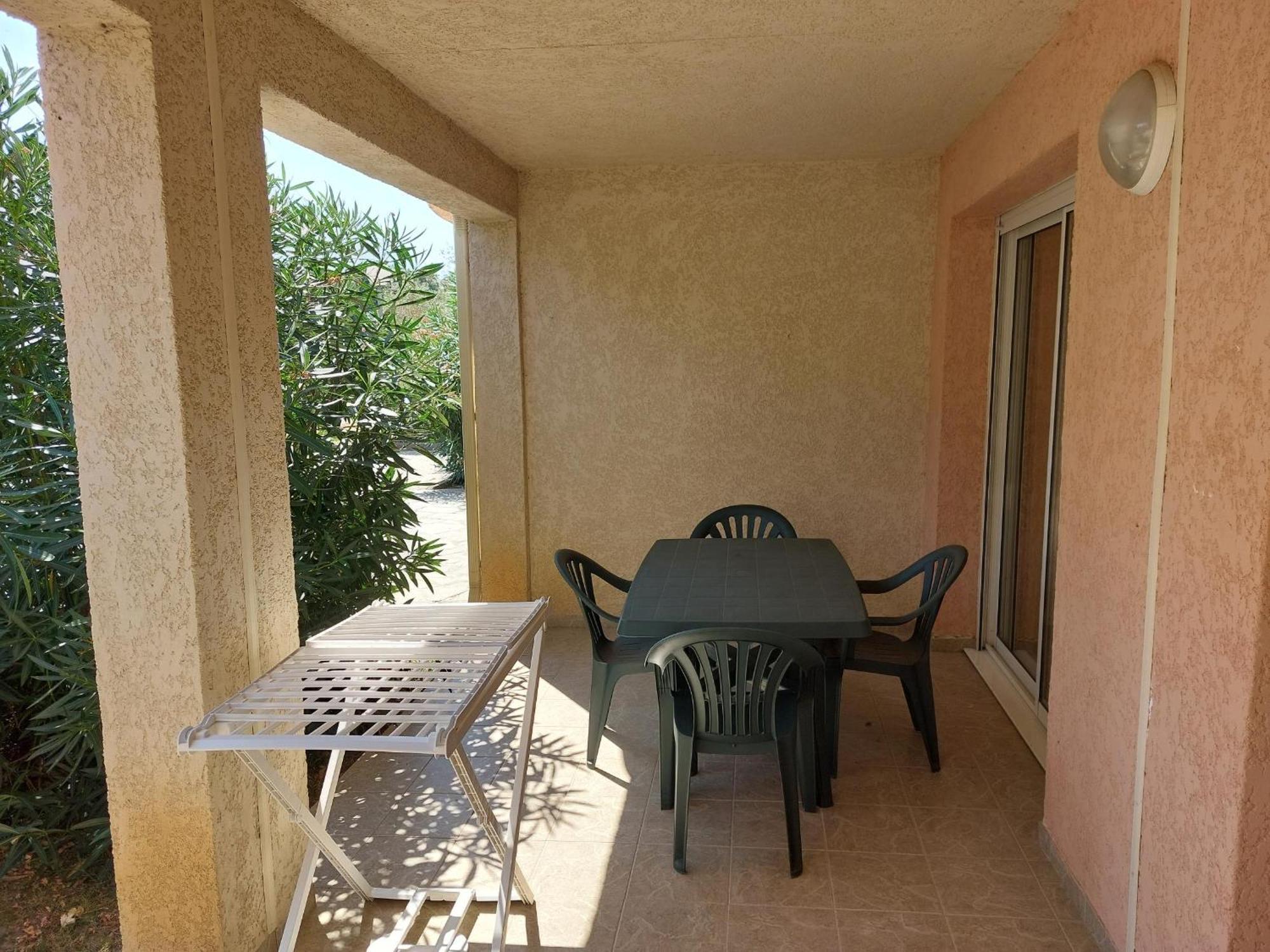 Nouvel Location D'Un Bel Appart T2 Climatise Et Meuble Au Rdch Avec Piscine Dans Residence Les Melody Santa-Maria-Poggio  Eksteriør billede