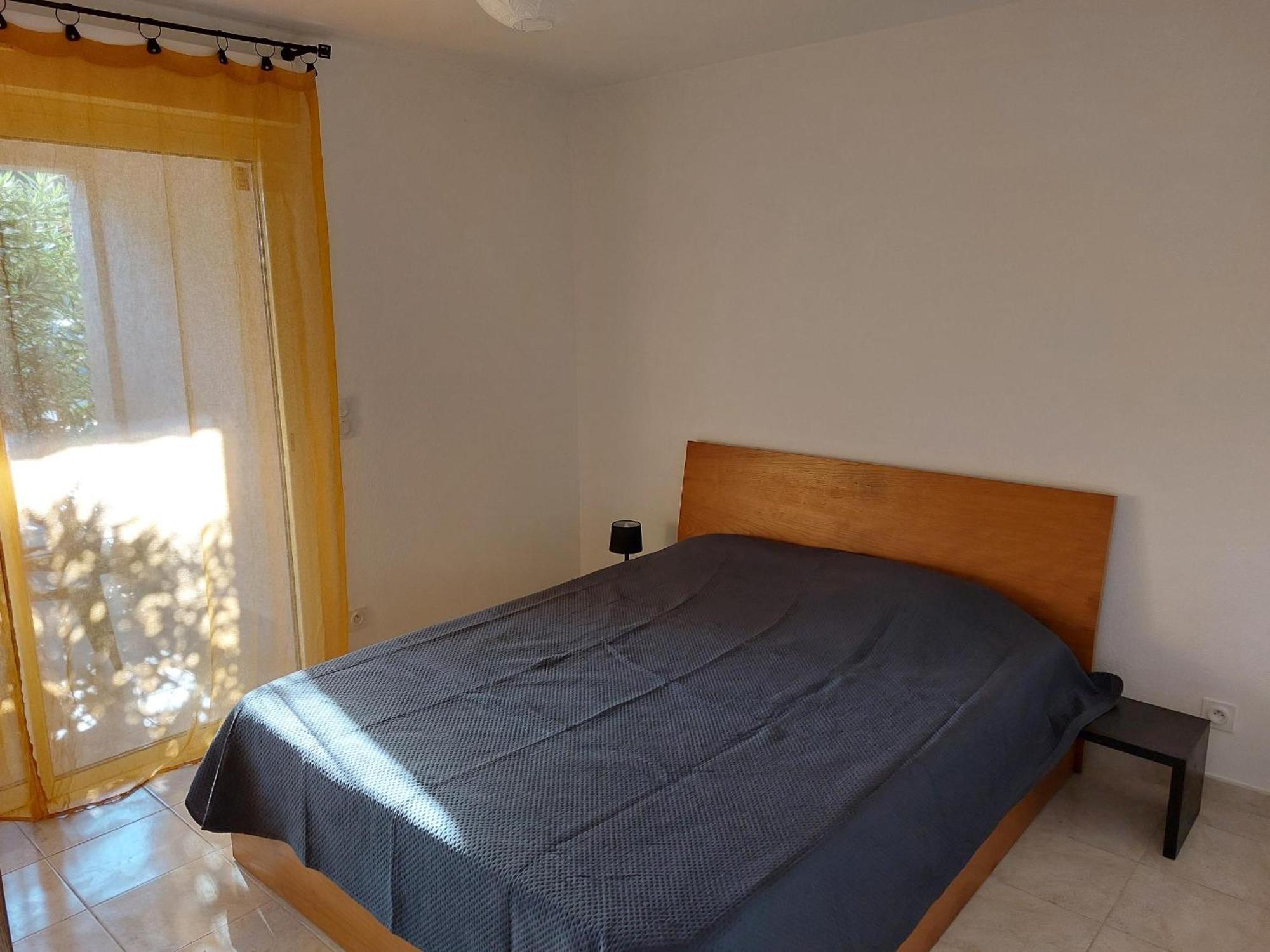 Nouvel Location D'Un Bel Appart T2 Climatise Et Meuble Au Rdch Avec Piscine Dans Residence Les Melody Santa-Maria-Poggio  Eksteriør billede