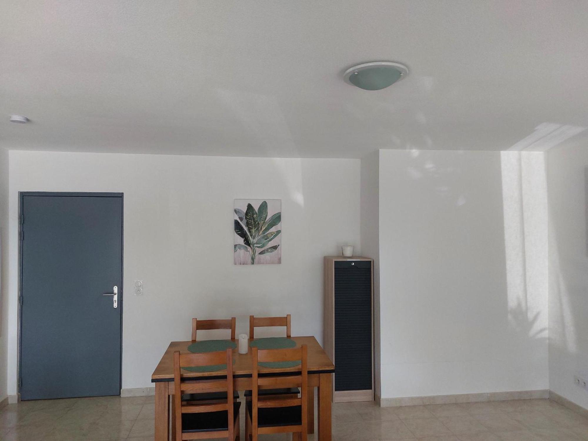 Nouvel Location D'Un Bel Appart T2 Climatise Et Meuble Au Rdch Avec Piscine Dans Residence Les Melody Santa-Maria-Poggio  Eksteriør billede